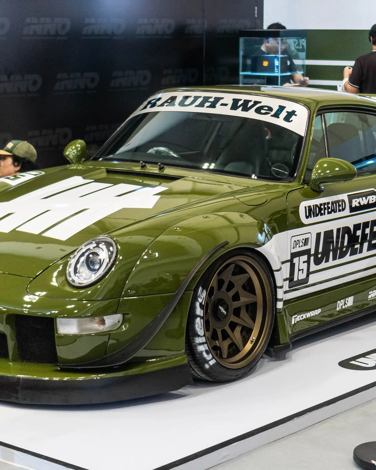 Porsche 964 RWB, Wrap Teckwrap Khaki Green